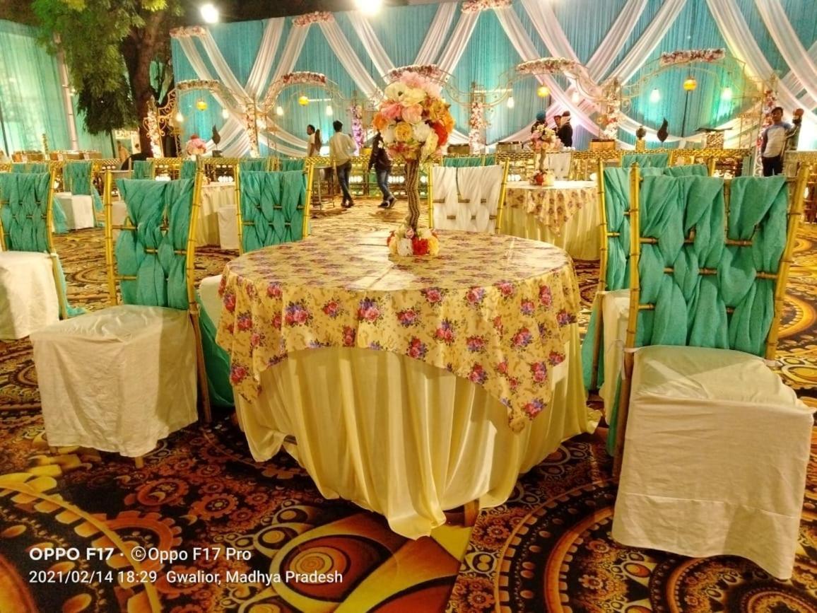 Hotel Landmark Gwalior Dış mekan fotoğraf