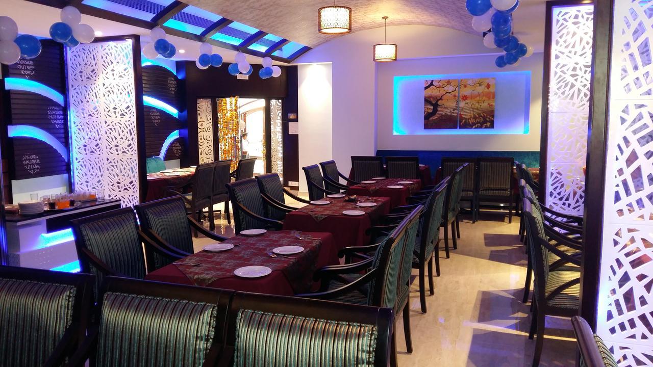 Hotel Landmark Gwalior Dış mekan fotoğraf