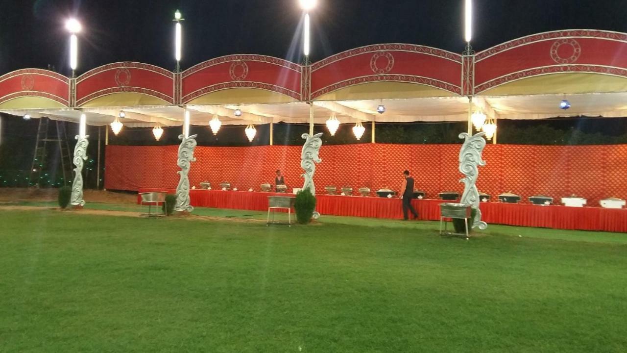 Hotel Landmark Gwalior Dış mekan fotoğraf
